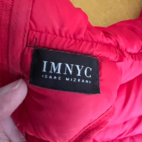 IM NYC dog jacket, red puffy jacket it’s zipper. Small dog. Fully sanitized - Picture 6 of 8